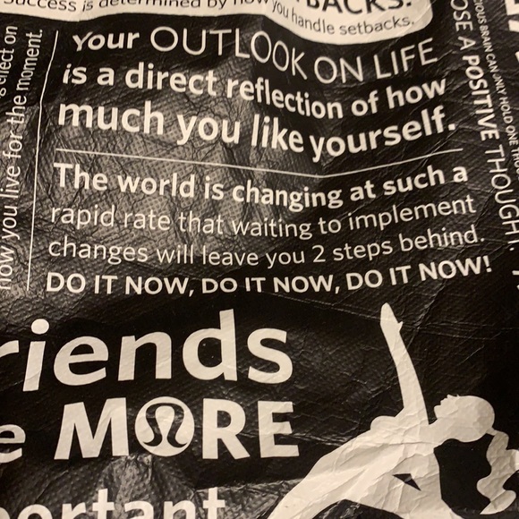 LULULEMON MANIFESTO GYM BAG LARGE Black, WHITE, RED 13” x 15” REUSABLE TOTE - Picture 12 of 12